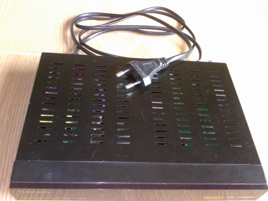 Ресивер спутниковый тюнер Golden Media Uni Box 9060 CRCI HD PVR Class.