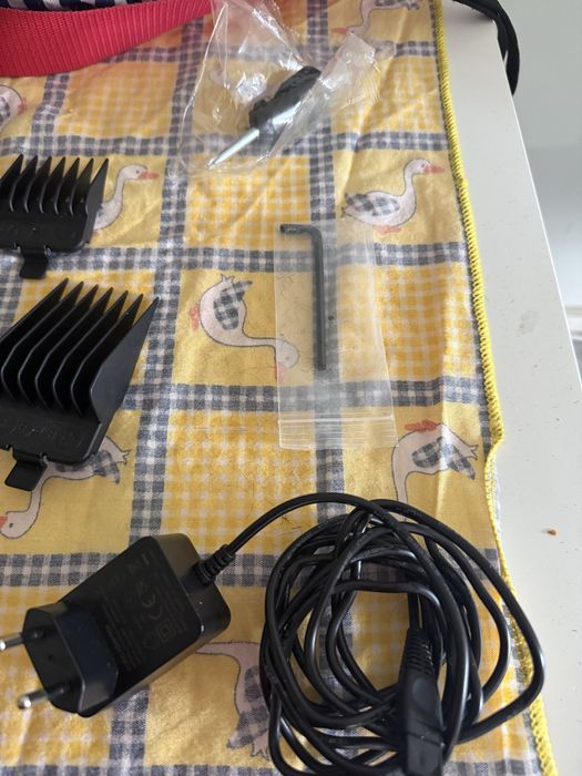 Maquina de Cabelo JRL Onyx Completa