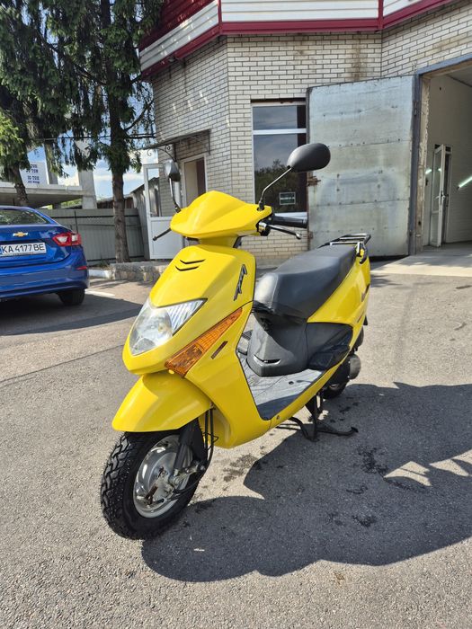 Honda Lead Scv 100