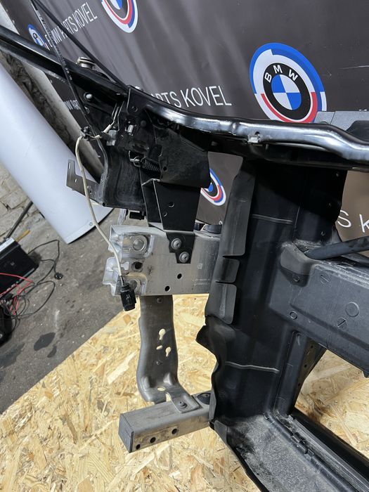 Встановча панель,передня панель,окуляр,передній підсилювач Bmw X1 f48