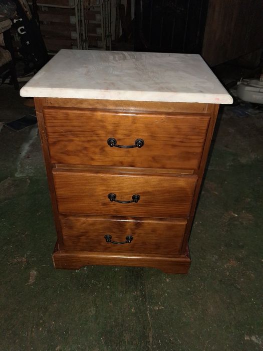 Mesa de cabeceira