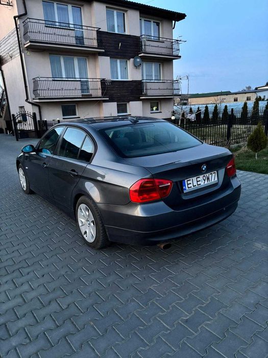 BMW E90 2.0 Bęzyna