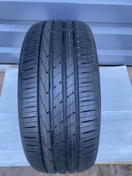 Hankook Ventus S1 Evo2 235/50R19 99V Opona Demo Nowa