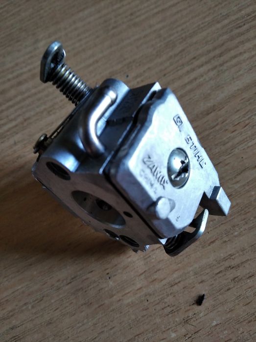 stihl 180 260 Husgvarna 137 Partner 350,352,371 запчастини