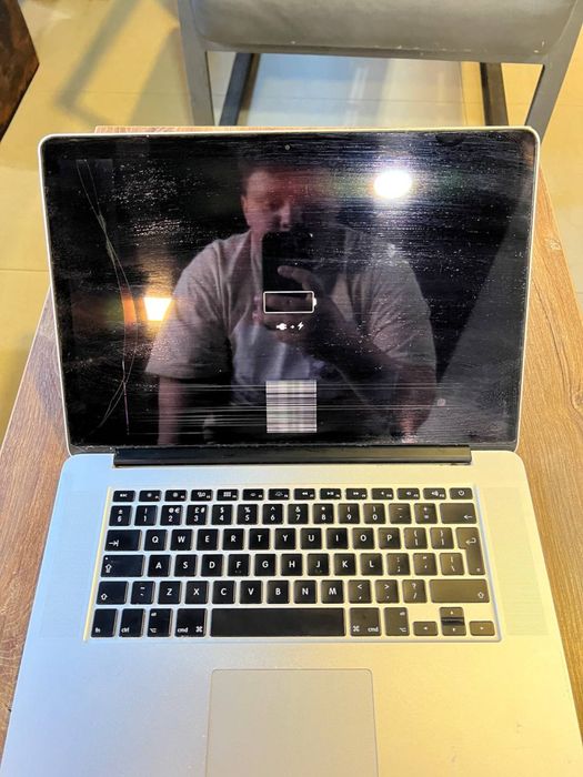 Продам MacBook бу