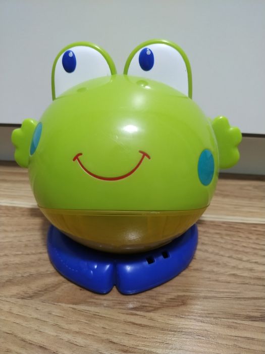 Bright Starts, projektor, lampka żabka 3w1, melodie