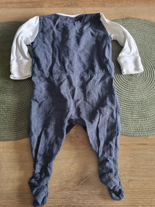 Elegancki pajac z muszką i body