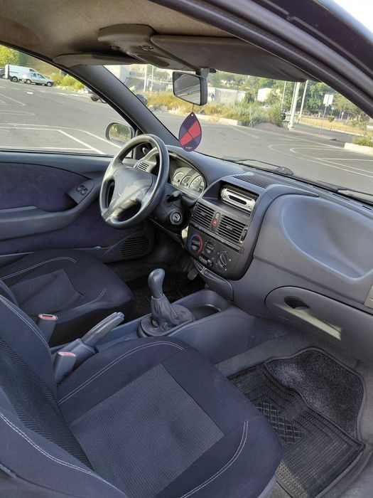 Fiat Bravo comercial (2 lugares).