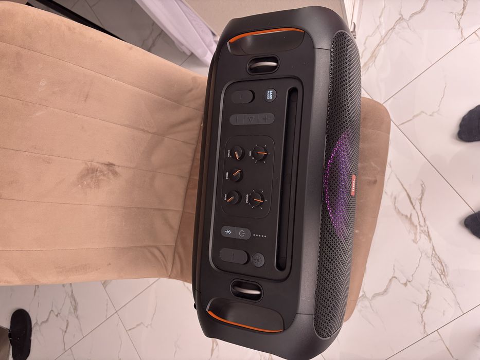 Jbl partybox on the go