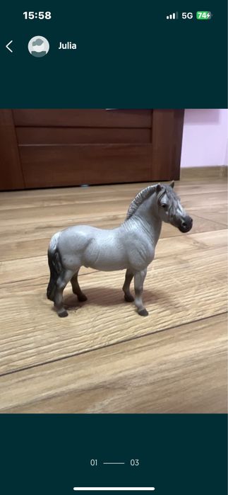 figurka konia collecta