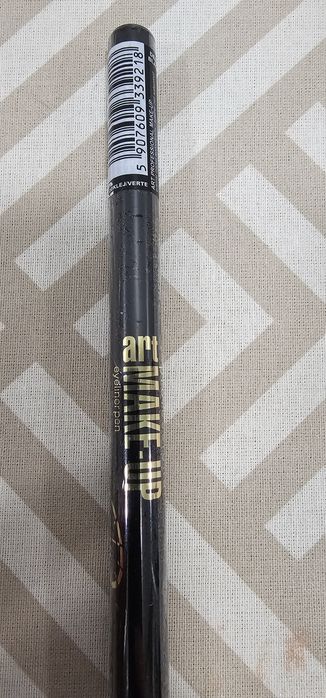 Eveline eyeliner marker wodoodporny Deep black