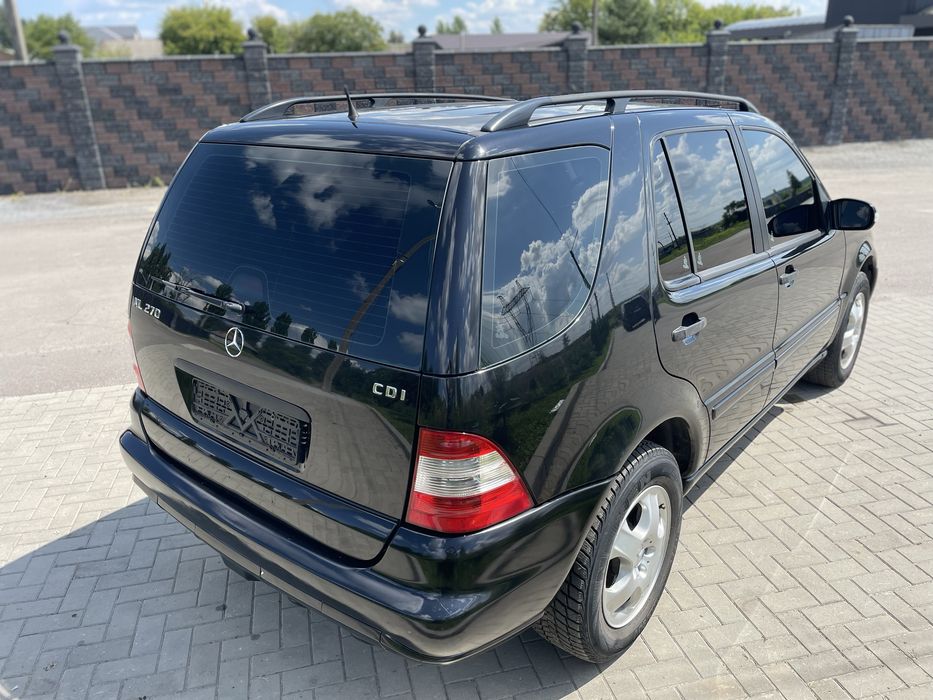 Вартий уваги ML270  2004