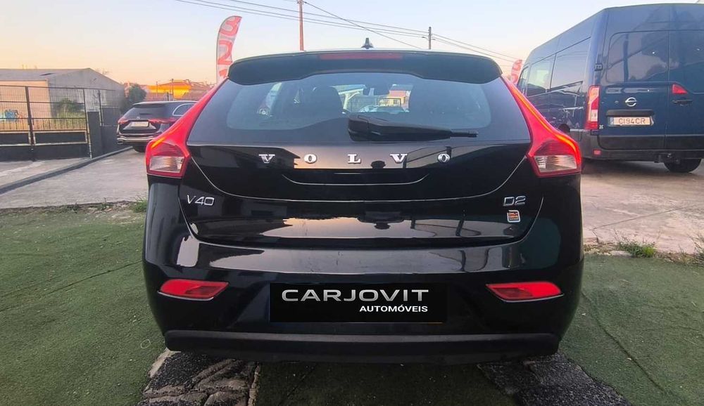 V40 2.0 D2 Inscription Geartronic 120cv cx Aut.