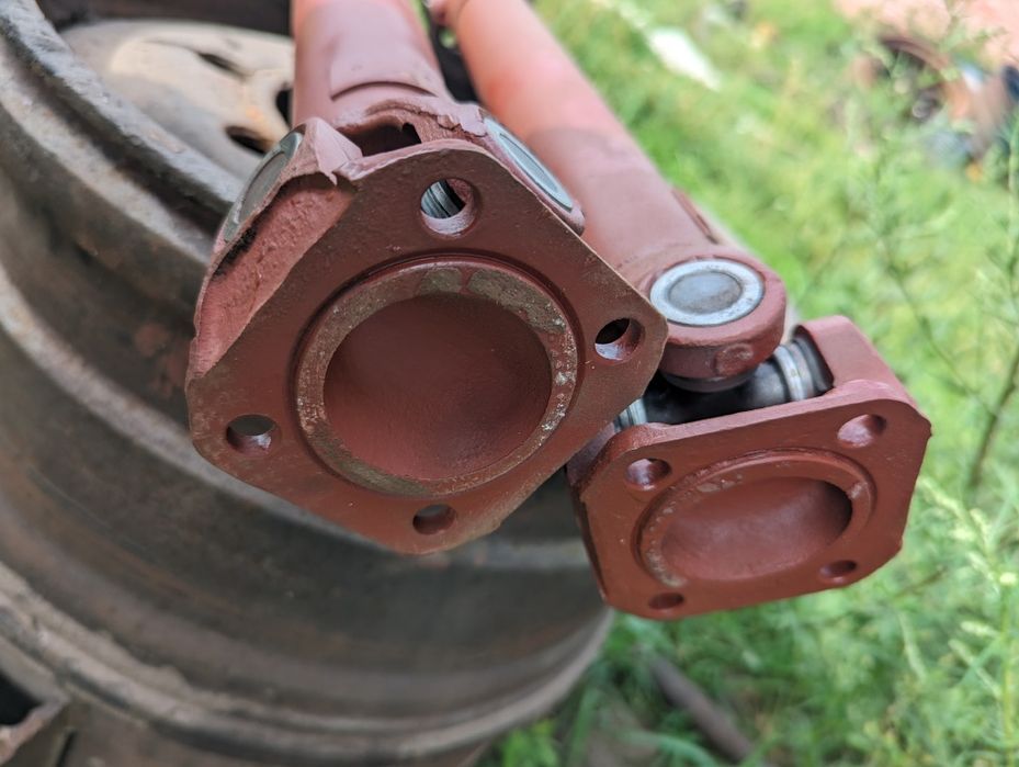 Кардани МТЗ оригінал 2015р ведучий міст МТЗ передній міст МТЗ 82 Мост