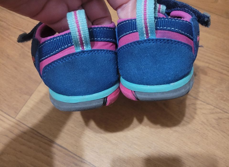 Босоніжки, сандалі Keen p. 30/31