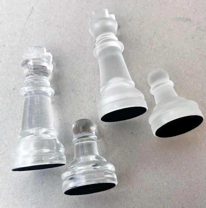 JOGO XADREZ EM VIDRO (NOVO)  35,5cm x 35,5cm