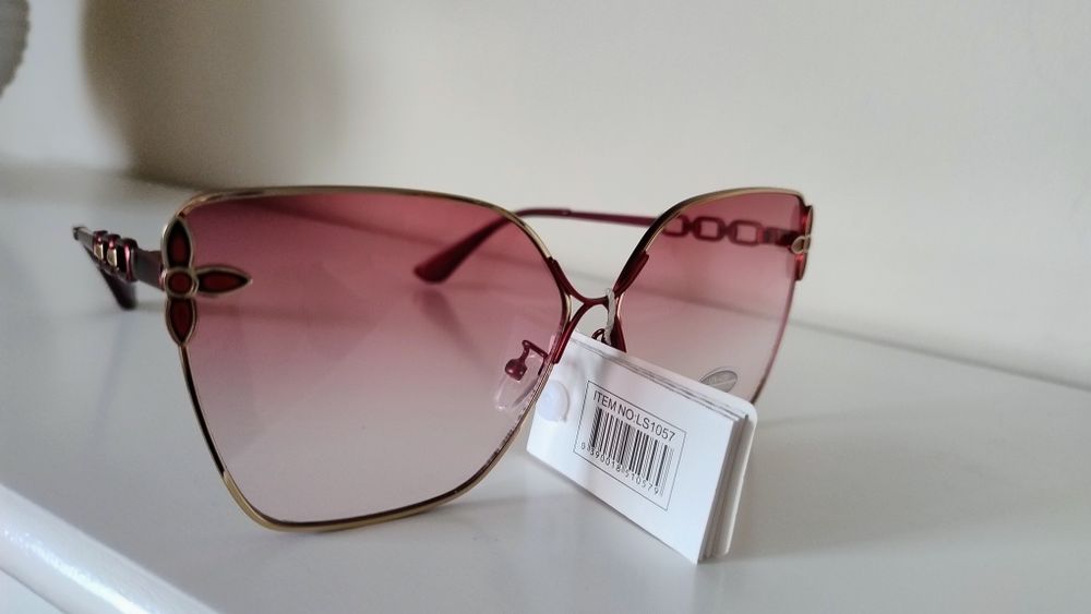 okulary  przeciwsłoneczne  luiski różowe  lv