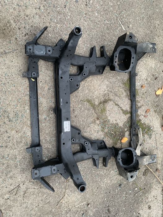 Підрамник BMW X5 e70 X6 e71