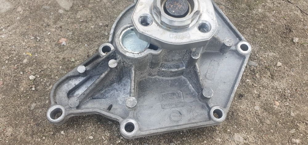 Помпа Volkswagen toureg