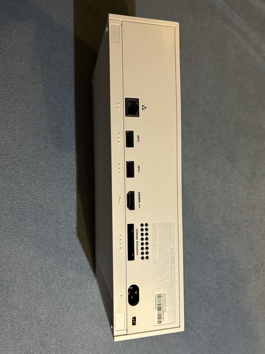 Xbox Series S 512GB + Pad Nocturnal Vapor + kable