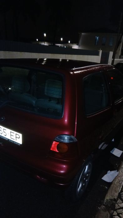 Carro a venda funciona perfeitamente 700€