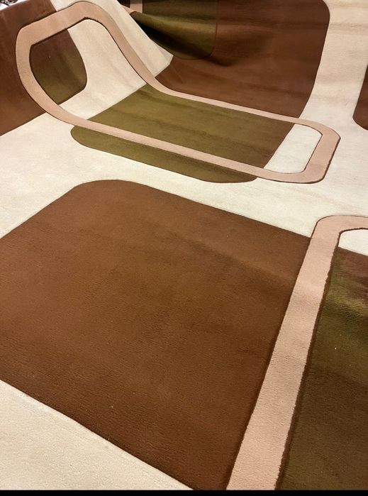 Продам килим 3 х 4 м