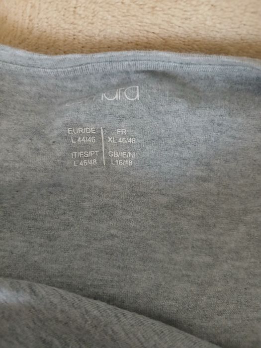 Koszulki ciążowe i do karmienia Esmara