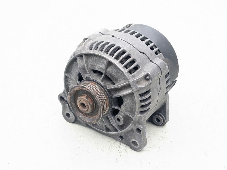 Генератор Audi A4 B5, A6 C5 / VW Passat B5 - 1.9TDI (1996-2000) / 120A