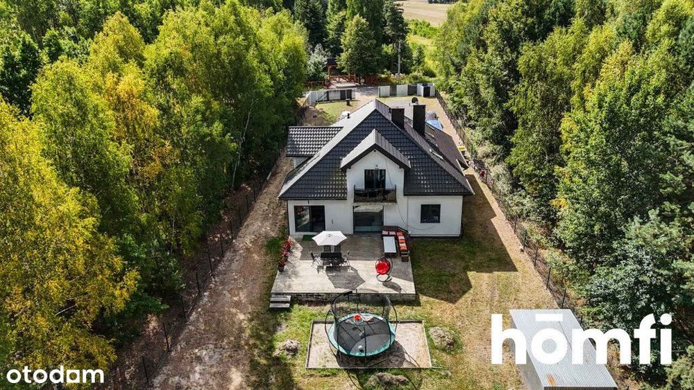 Energooszczędny dom z nowoczesną przestrzenią