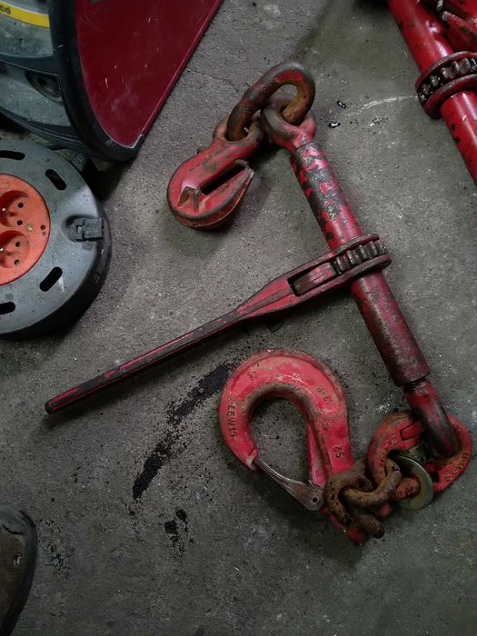 Napinacz łańcuchowy