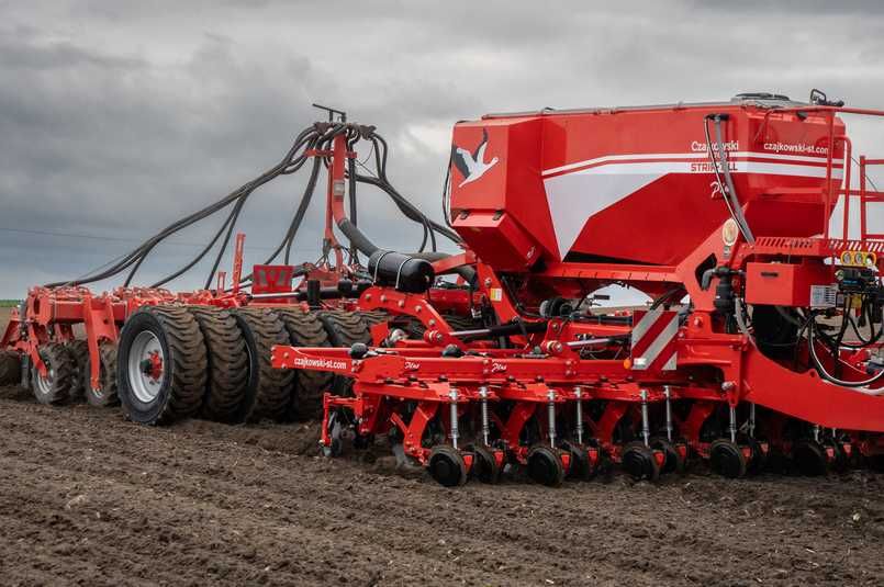 Czajkowski ST600- грунтообробний Strip-Till агрегат з посівною секцією
