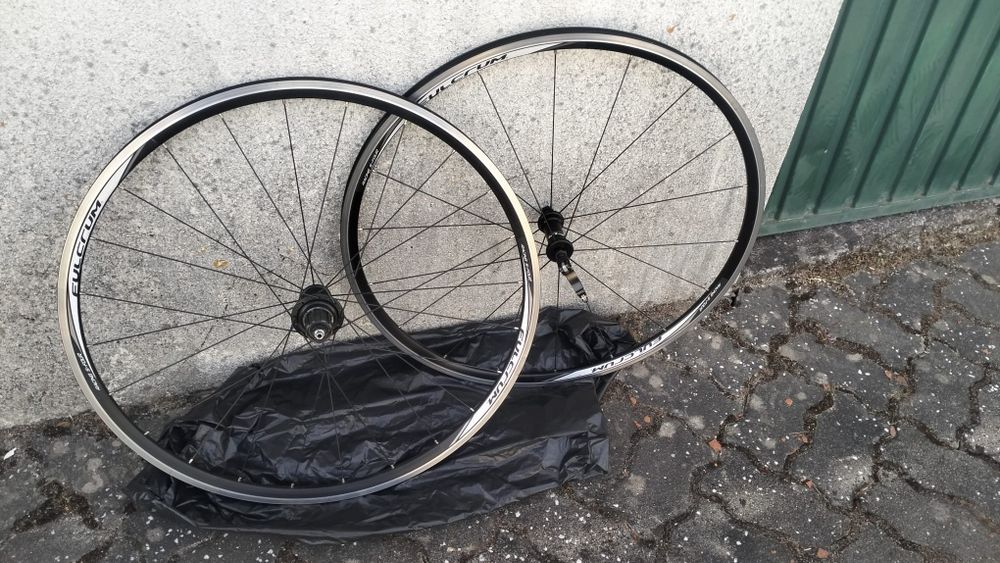 Rodas Fulcrum racing s-four de estrada