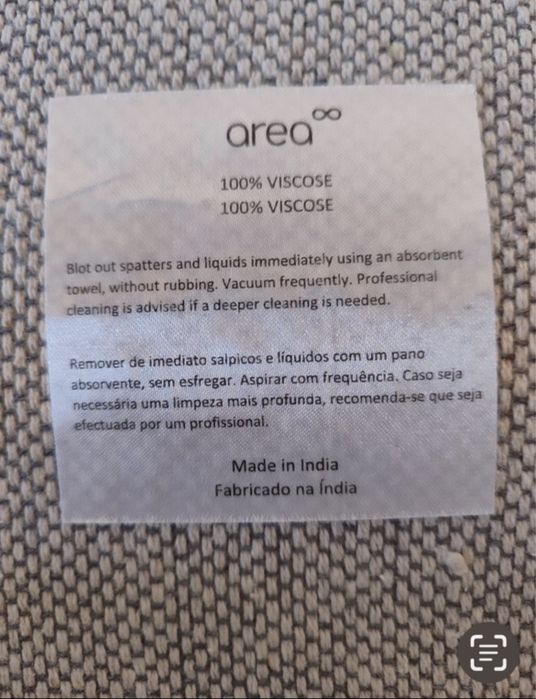 Tapete beije / creme SEURAT da AREA ainda por desembrulhar