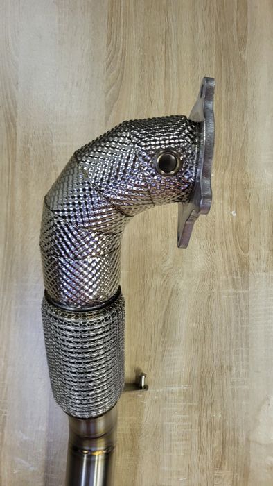 Даунпайп VW Volkswagen Golf 6R Downpipe Фольцваген Гольф Heat Shield