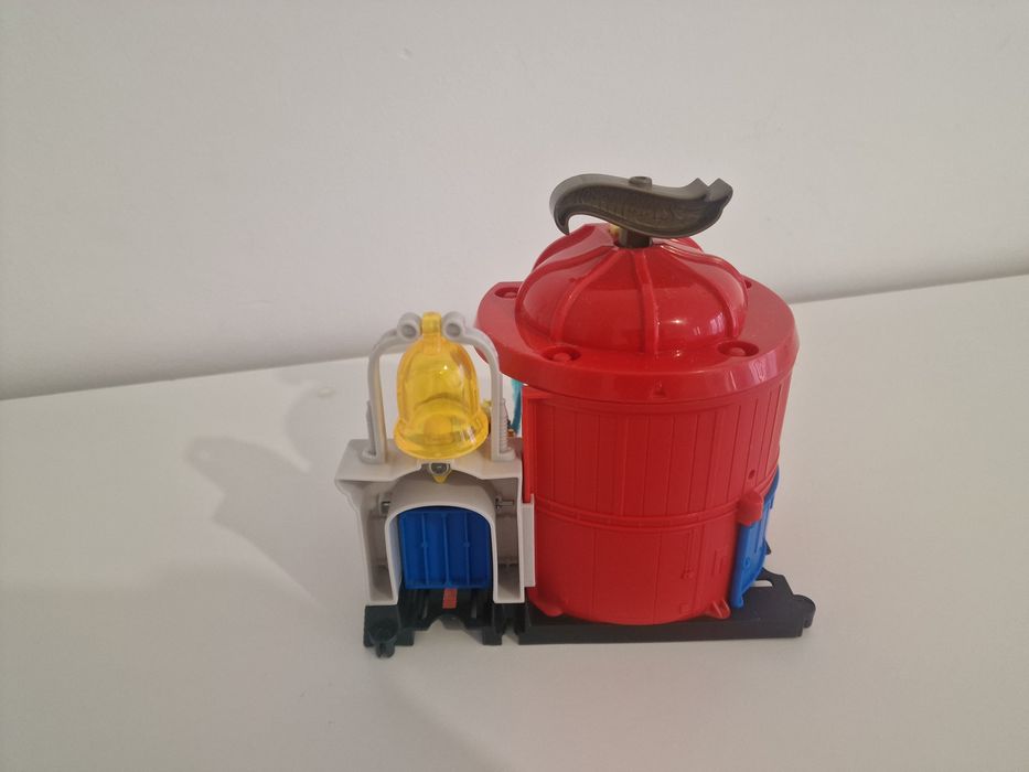 Pista Hot Wheels - Quartel de Bombeiros - Como nova