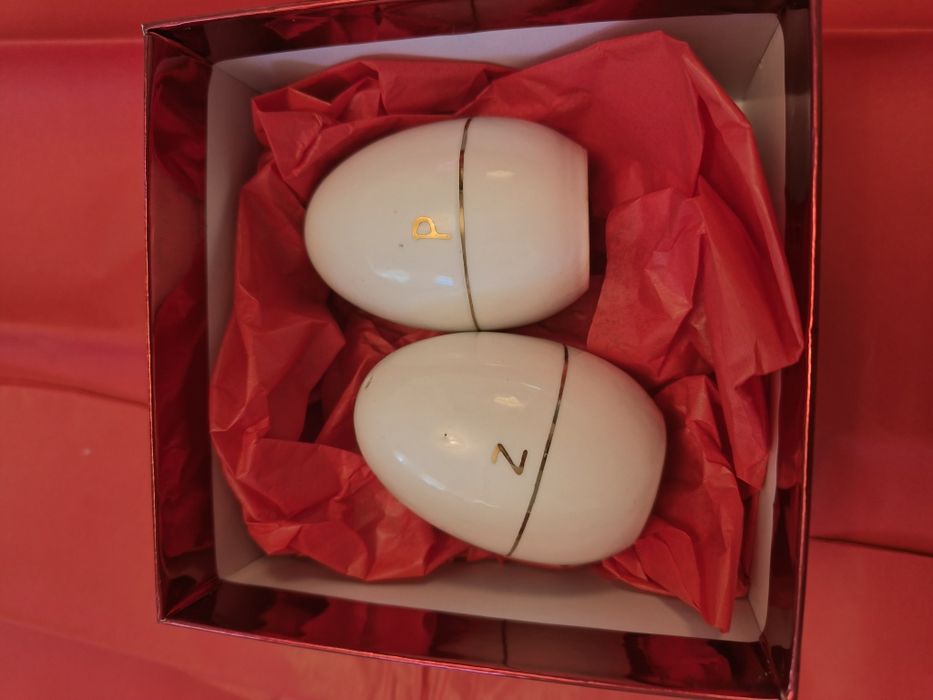 Saleiro e Pimenteiro em porcelana