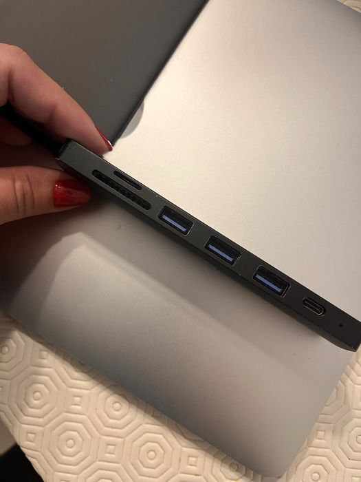 Macbook Pro 13” 201964751082538241127