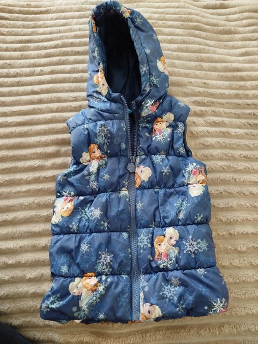 Жилетка  Ельза.    Продам