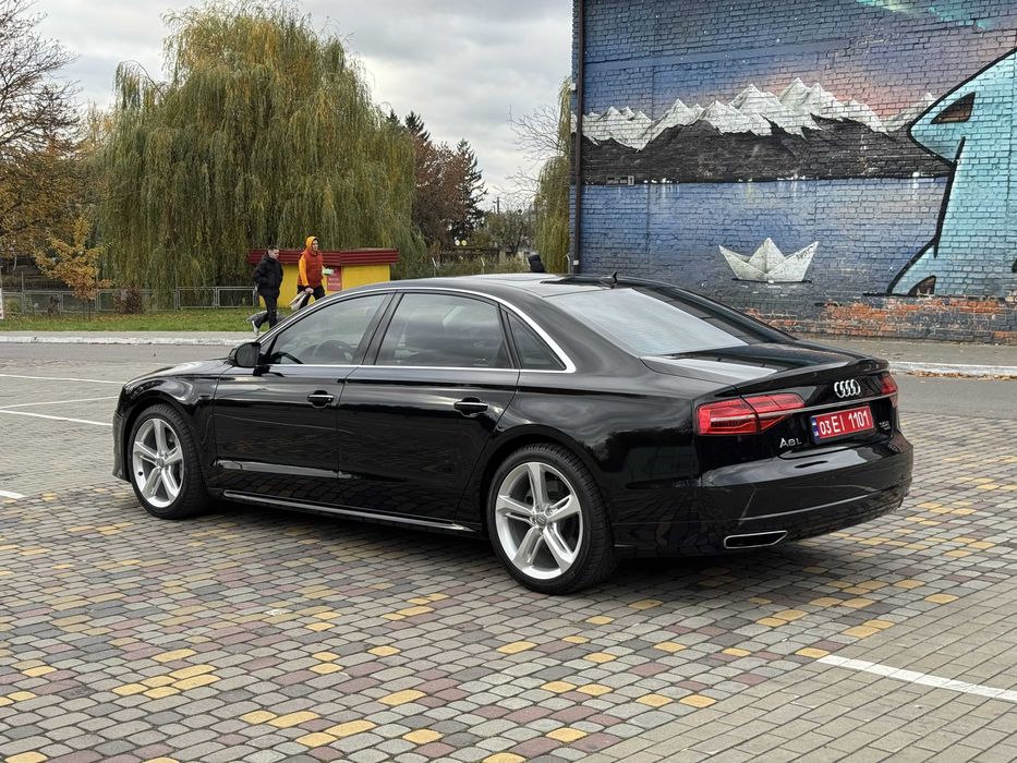 Audi A8 Long 2018 свіжопригнана
