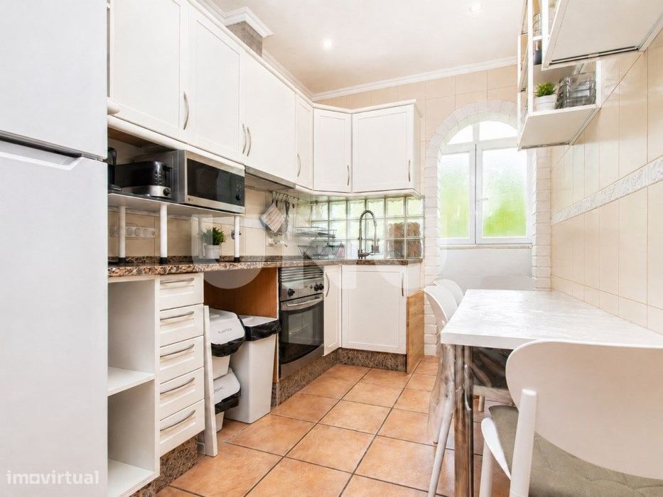 Apartamento T2 com terraço, em Santa Sofia, Vila Franca de Xira!