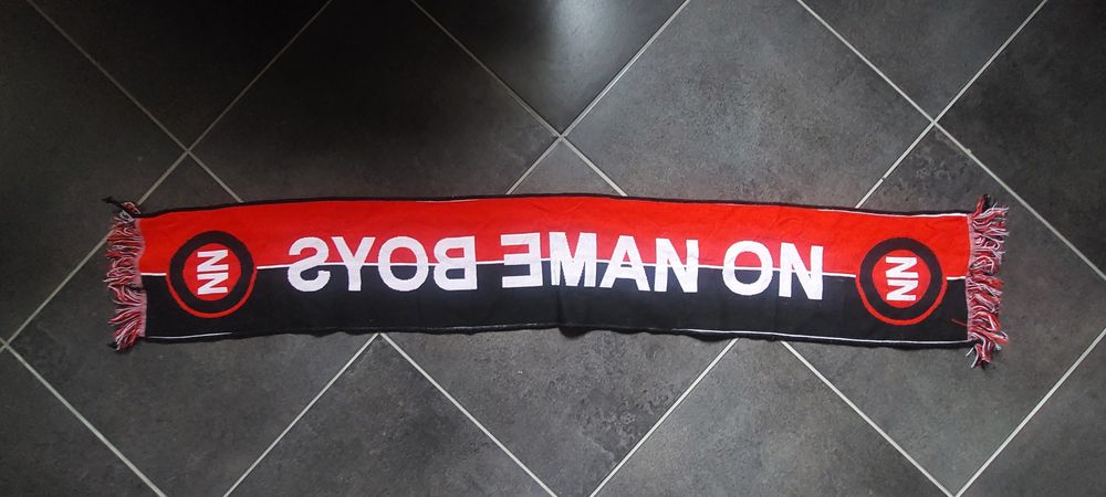 Cachecol No name boys benfica