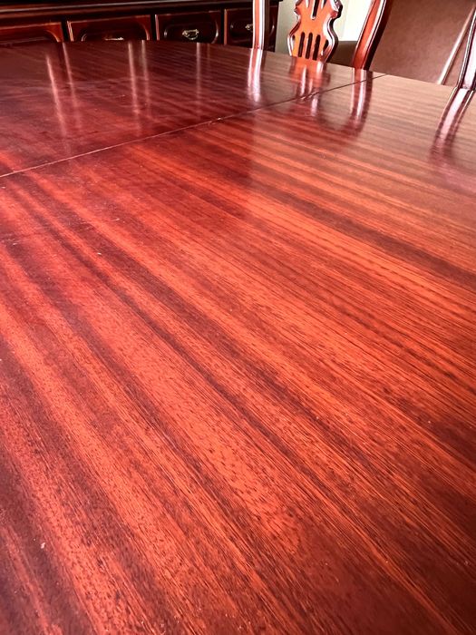 Mesa de Jantar extensível de madeira maciça para 6 a 8 pessoas