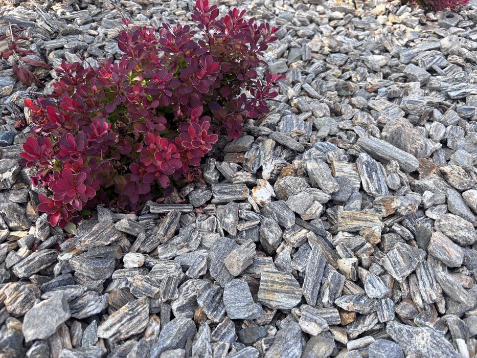 Kora kamienna gnejsowa drobna i gruba