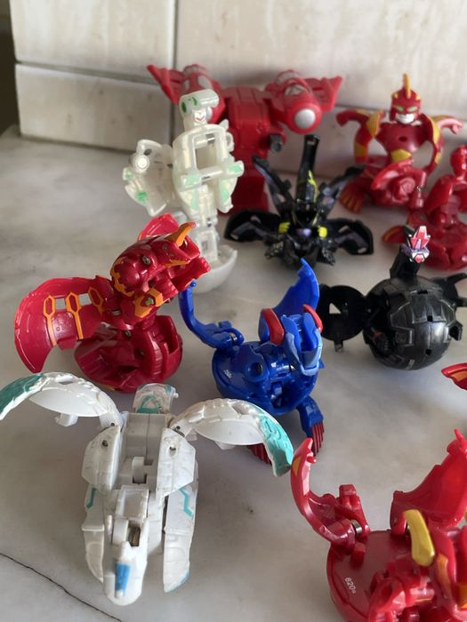 coleção de 16 Bakugans New Vestroia Gundalin Invadors