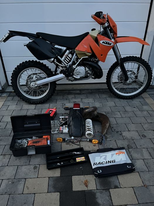 KTM