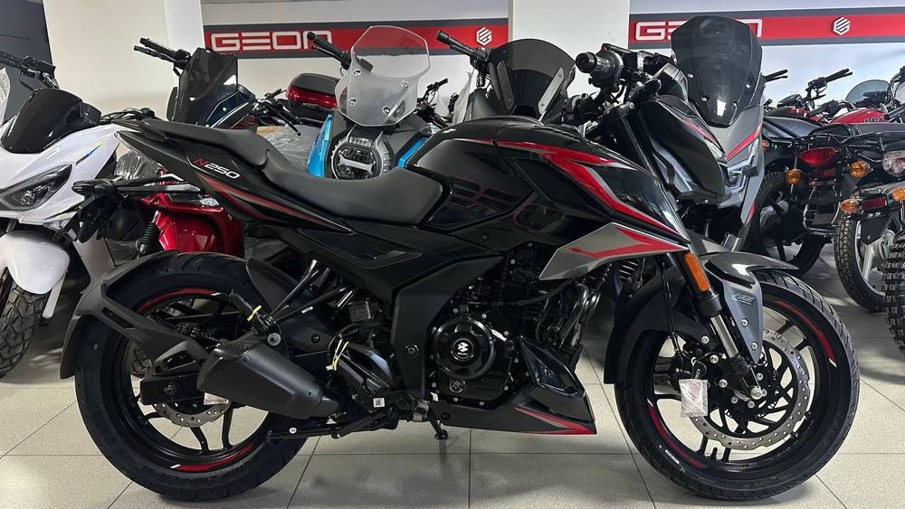 Мотоцикл Bajaj Pulsar N250 Гарантія 2 роки!! Кредит!! Доставка!!