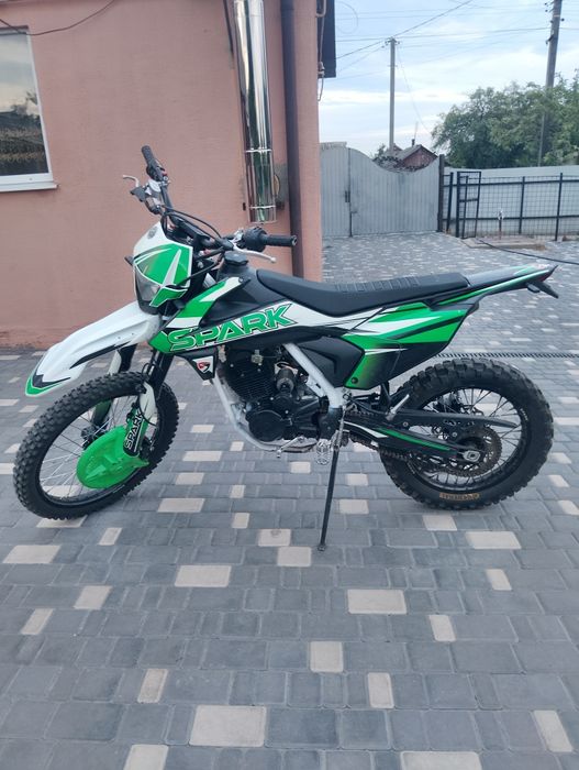 Продам мотоцикл spark sp250 p-1