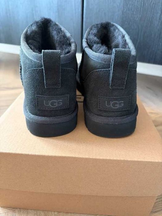 UGG Classic Ultra mini R.38