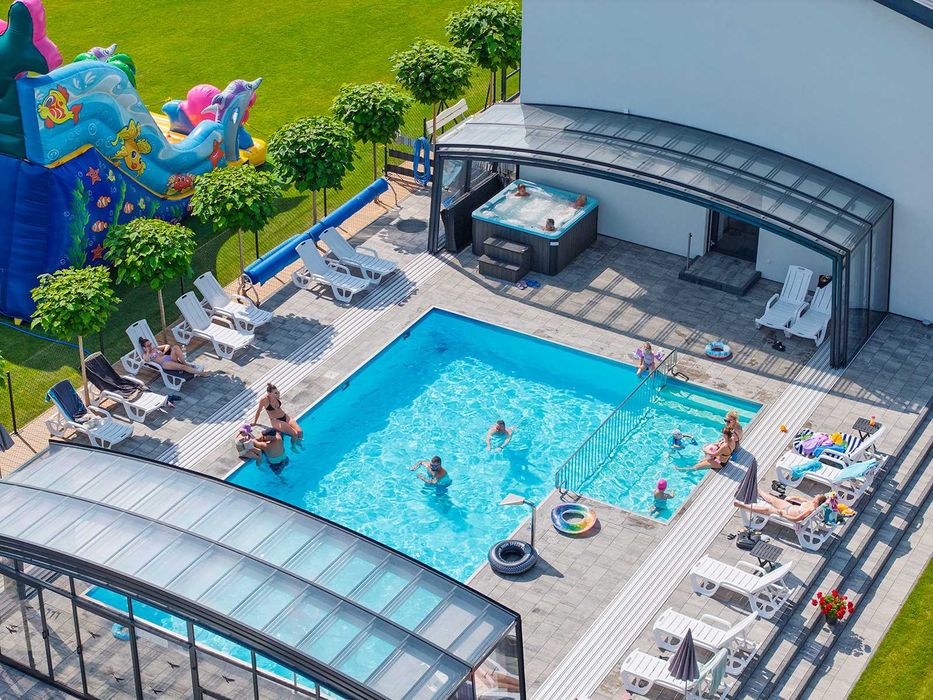 Domki z Krytym Basenem i Atrakcjami Wczasy Rodzinne nad Morzem Wicie