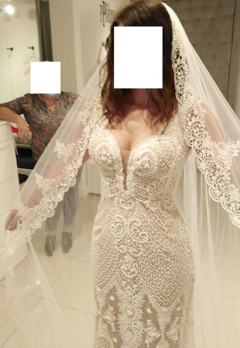 Welon katedralny jak nowy koronka